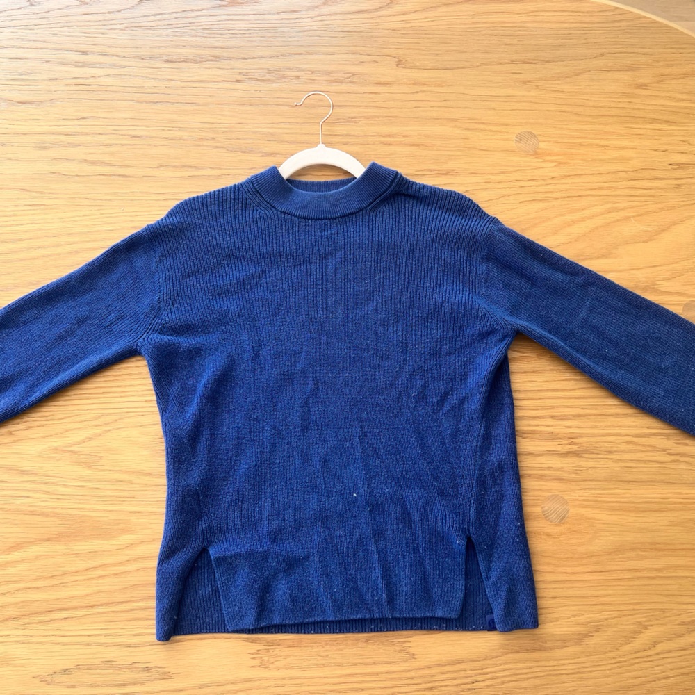 Lululemon Athletica Blue Knit Sweater wool